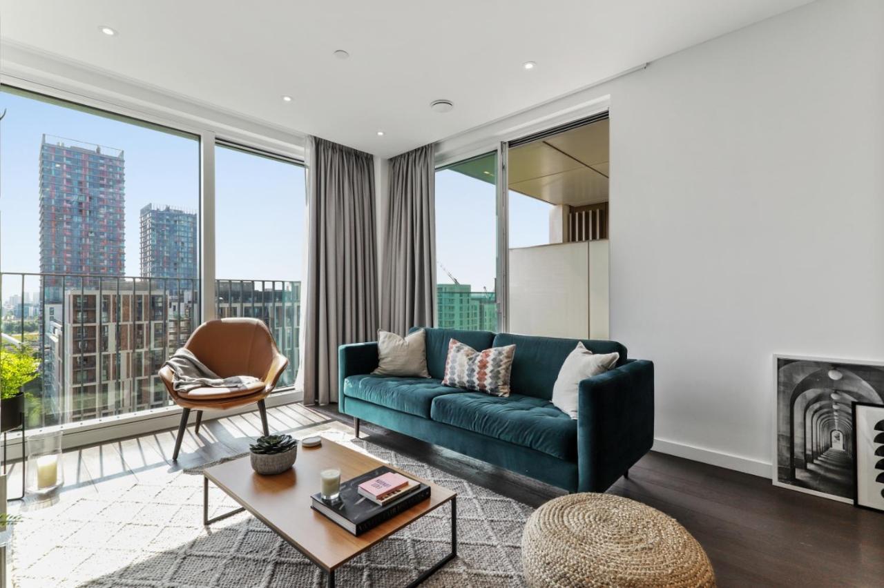 لندن Ellie N Conys 3 Bedroom Apartment With 2 Bathrooms, An Ensuite, Kitchen And Balcony In Stratford Westfield المظهر الخارجي الصورة